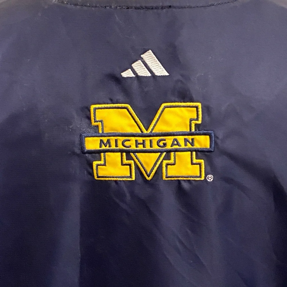 Adidas Men’s Michigan Wolverine Vintage Blue Yellow Nylon Snap Jacket Size 14/16